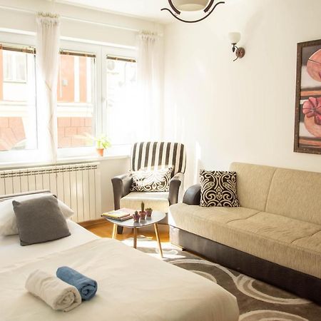 Cute And Cozy Studio With Cathedral View-Excellent Location SJJ Extérieur photo