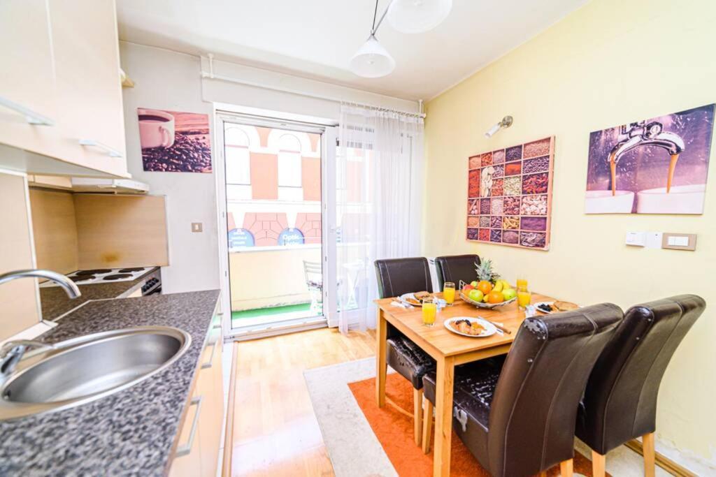Cute And Cozy Studio With Cathedral View-Excellent Location SJJ Extérieur photo