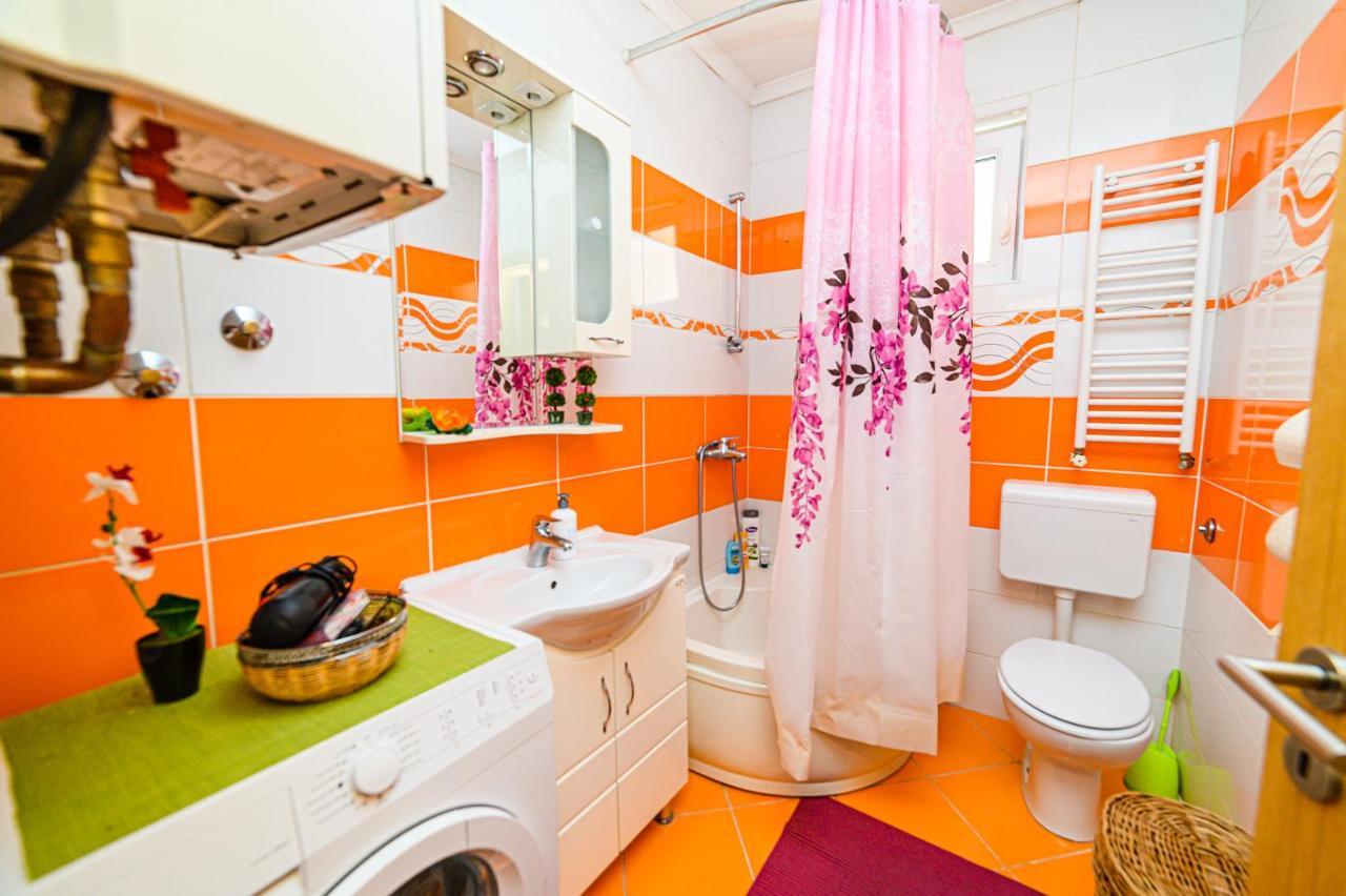 Cute And Cozy Studio With Cathedral View-Excellent Location SJJ Extérieur photo