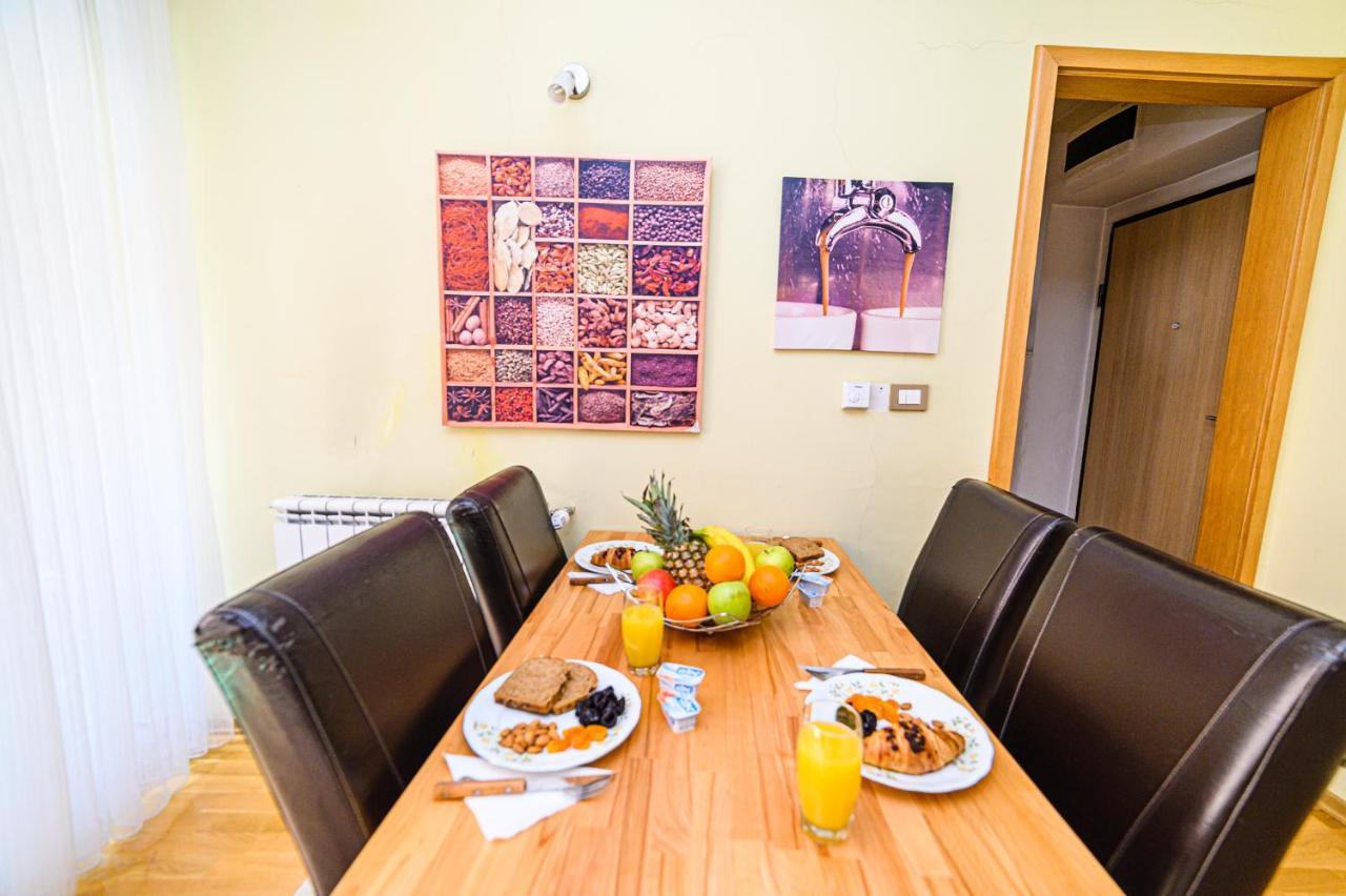 Cute And Cozy Studio With Cathedral View-Excellent Location SJJ Extérieur photo
